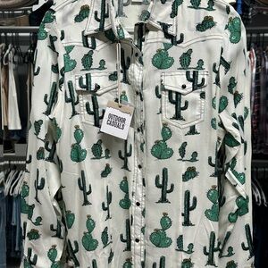 OUTDOOR CASUAL / Cactus Print Button-Up Shirt